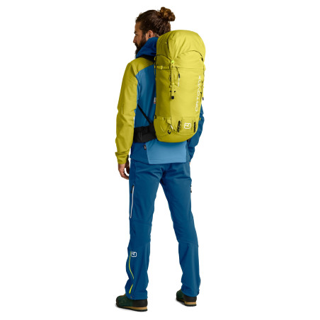 Comprar Ortovox - Peak Light 32, mochila ultraligera de alpinismo arriba MountainGear360