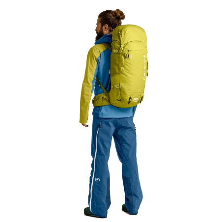 Comprar Ortovox - Peak 45, mochila arriba MountainGear360