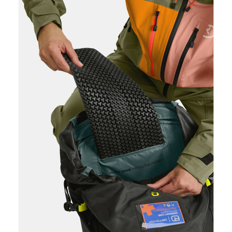 Buy Ortovox - Ravine 32S, ski mountaineering / freeride backpack up MountainGear360