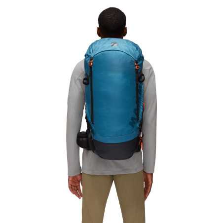 Buy Mammut Ducan 30l, hiking backpack up MountainGear360