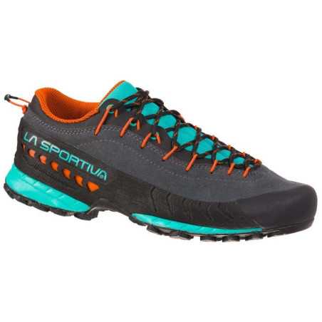 Acheter La Sportiva - TX4 Woman Carbon / Aqua, chaussure d'approche femme debout MountainGear360