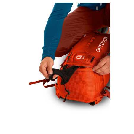 Comprar Ortovox - Trad 35, mochila de montaña arriba MountainGear360