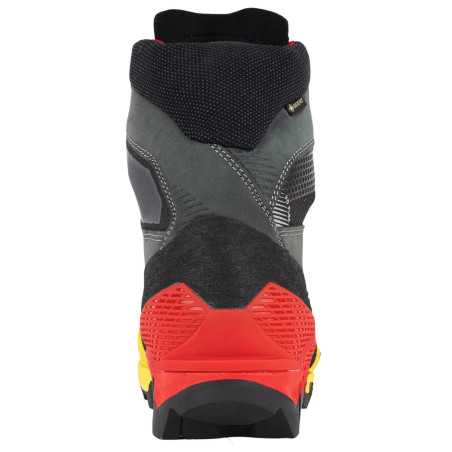 La Sportiva - Aequilibrium LT GTX Negro / Amarillo, bota de montaña