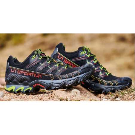 Comprar La Sportiva - Ultra Raptor II Negro / Amarillo, zapatilla de trail running arriba MountainGear360