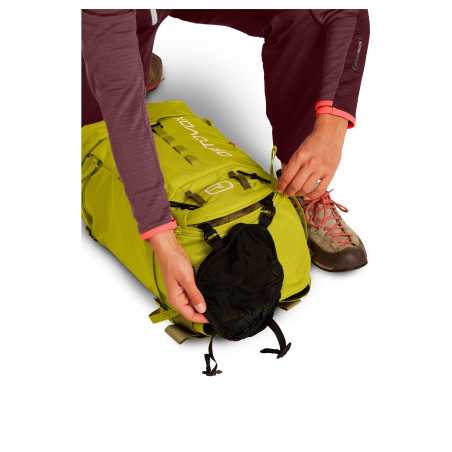 Comprar Ortovox - Trad 33S 2022, mochila de escalada y alpinismo arriba MountainGear360